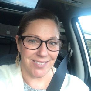 Meet your Posher, Andrea